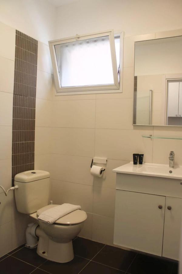 Zimmer Ba'Ir Kefar Sava Ngoại thất bức ảnh